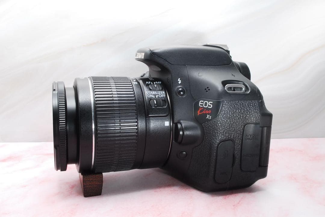 手ぶれ補正付き✨Canon EOS Kiss X5★一眼レフ★標準レンズ