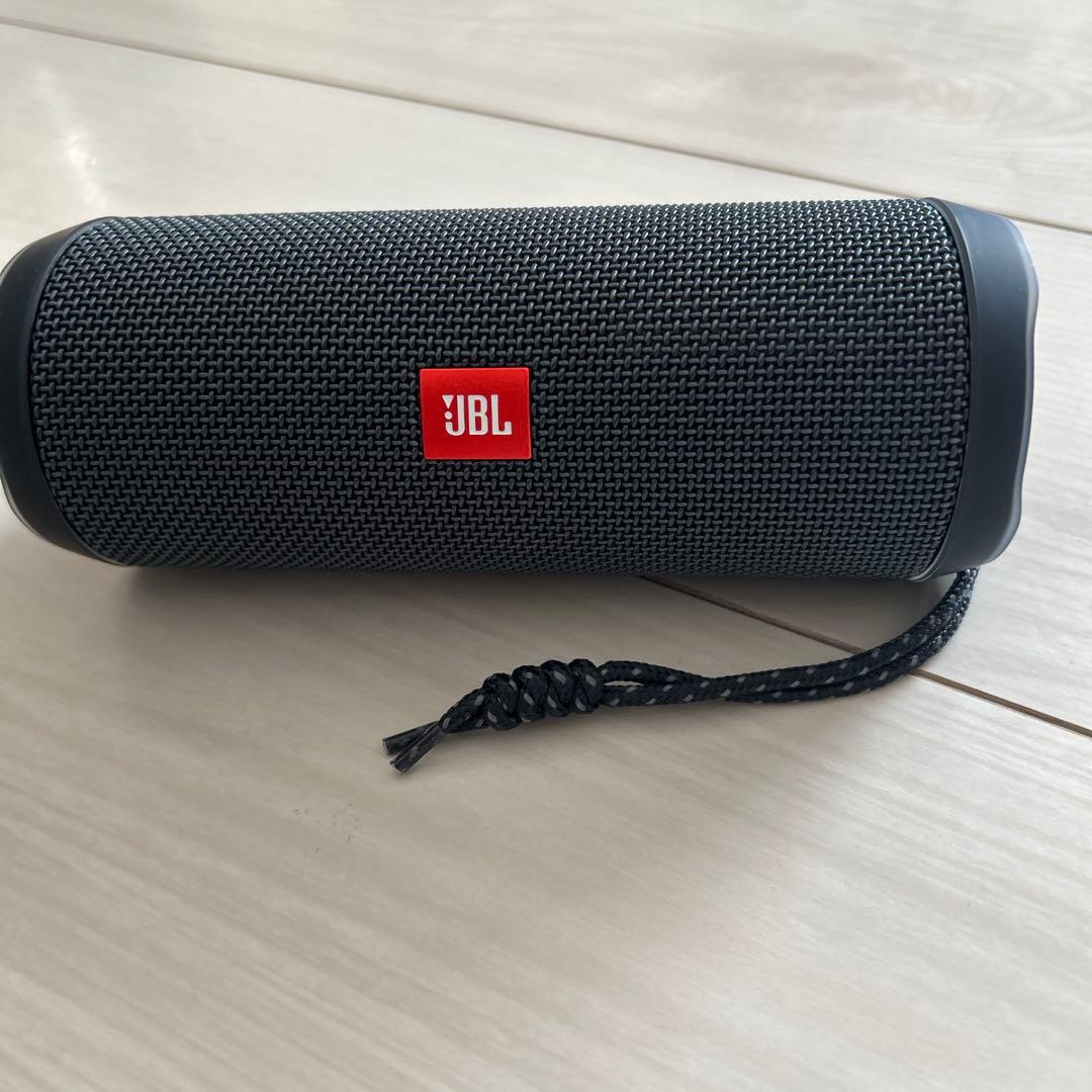 新品ワイヤレスピーカーJBL FLIPE ESSENTIAL2 箱、取説付き