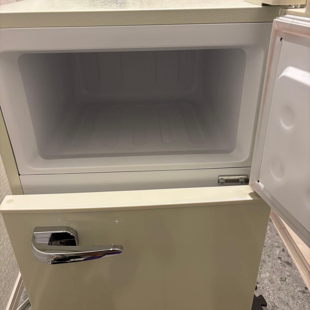 2ドアレトロ冷蔵庫 85L 2021年製