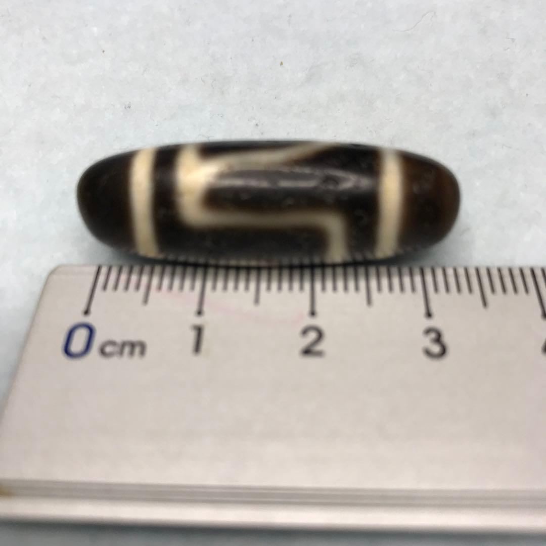 超激レア珍品‼︎ 古代老礦石　馬蹄痕　黒朱砂　古代山形一眼天珠 特別出品