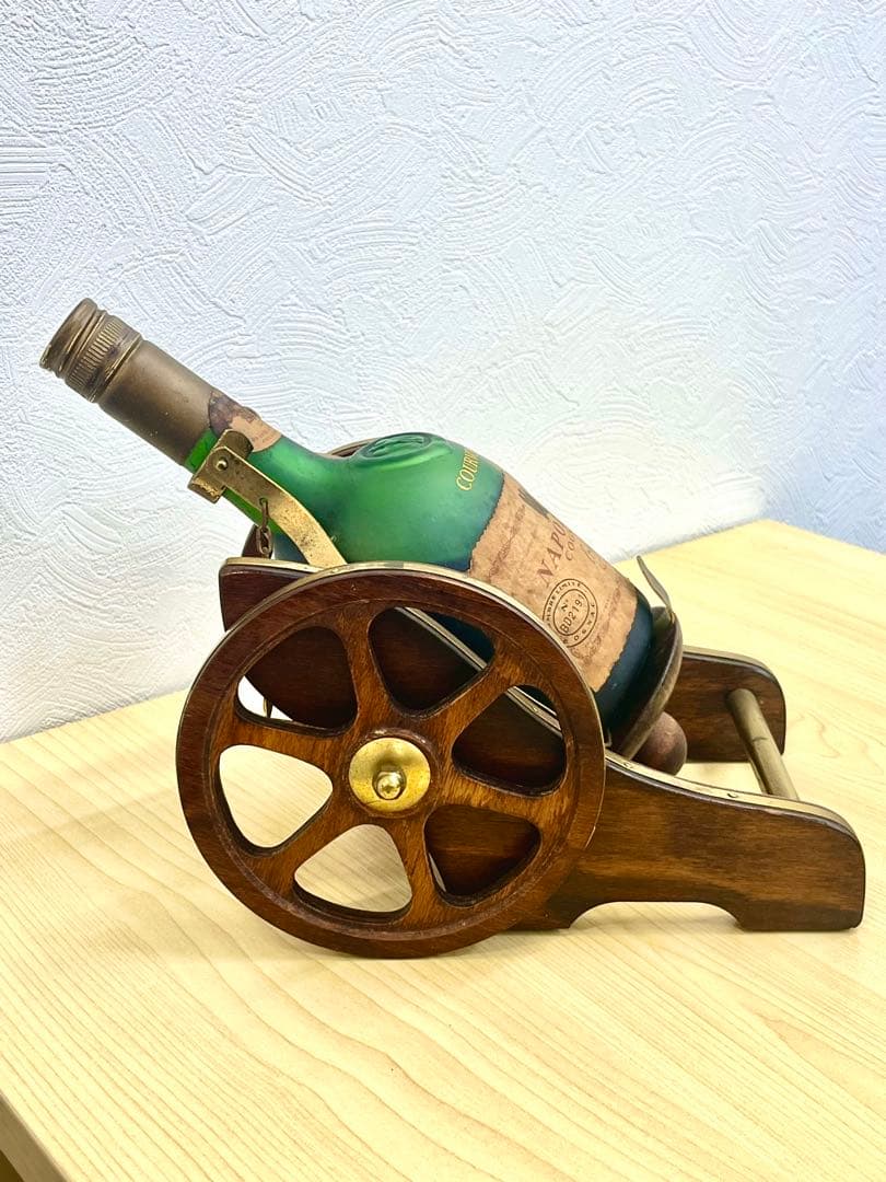 COURVOISIER COGNAC NAPOLEON 古酒 700ml 未開栓