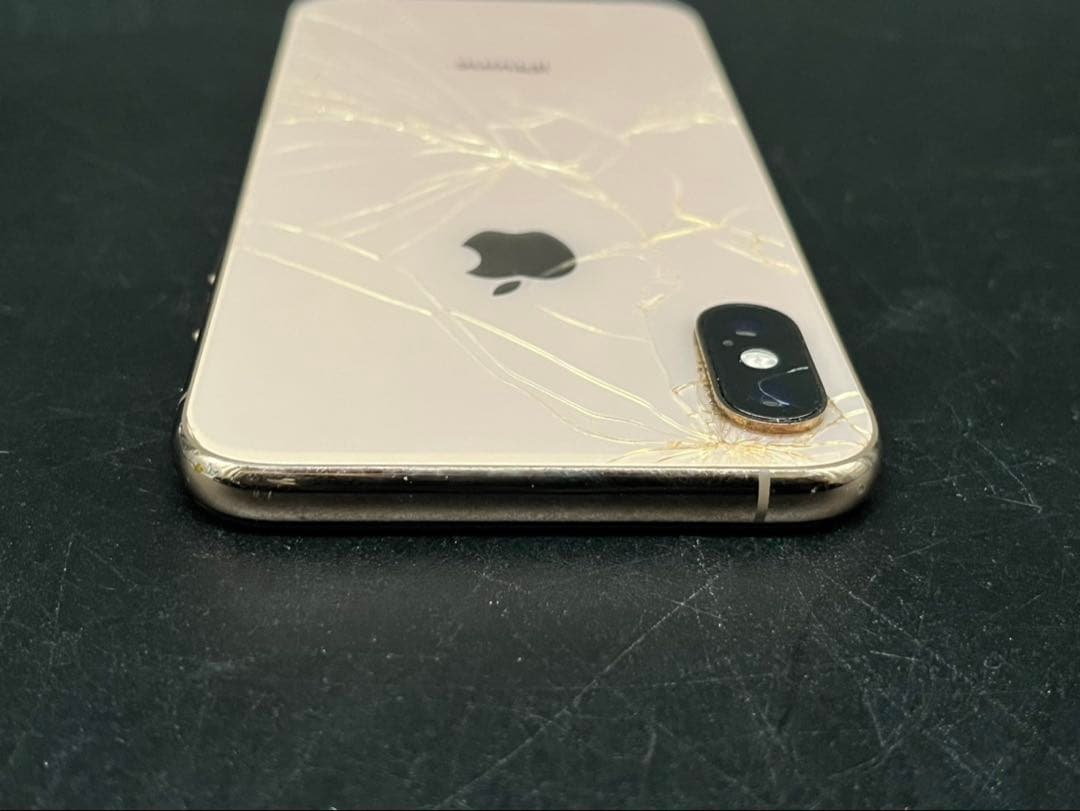 ◇iPhone Xs MTAY2J/A 64GB バッテリー最大容量100%