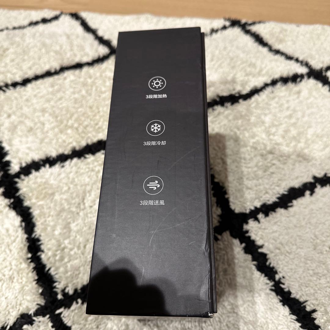 LY02 PRO. 首掛け式冷暖房扇風機