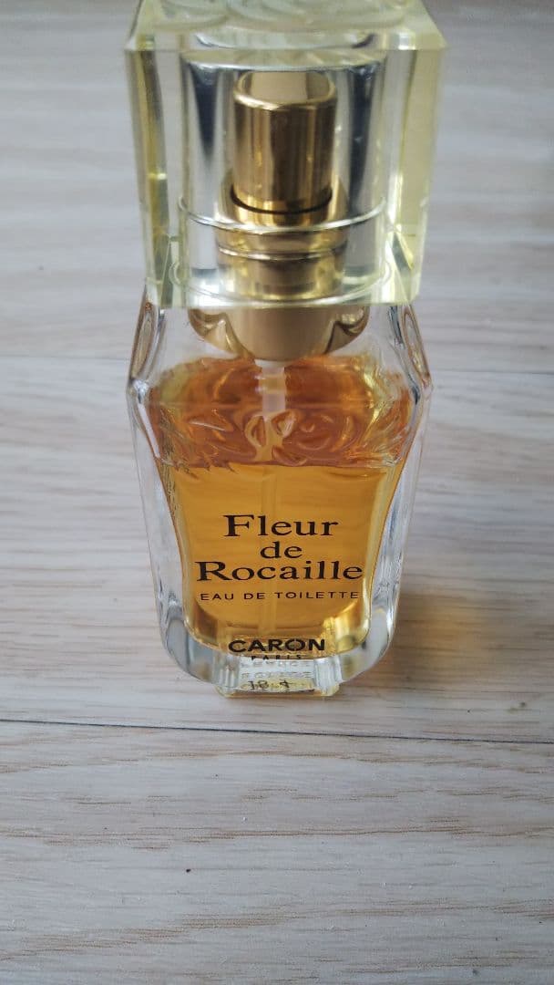 廃盤 キャロン フルール・ド・ロカイユ オードトワレ 30ml