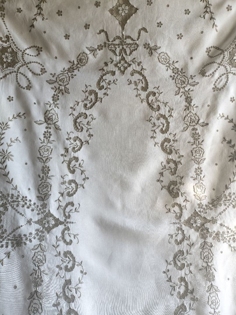 フランス　蚤の市　Vintage　テーブルクロス　楕円形