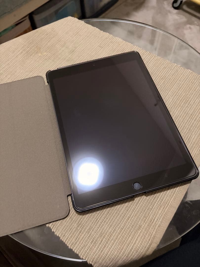 【美品】Apple iPad 第9世代　64GB スペースグレー