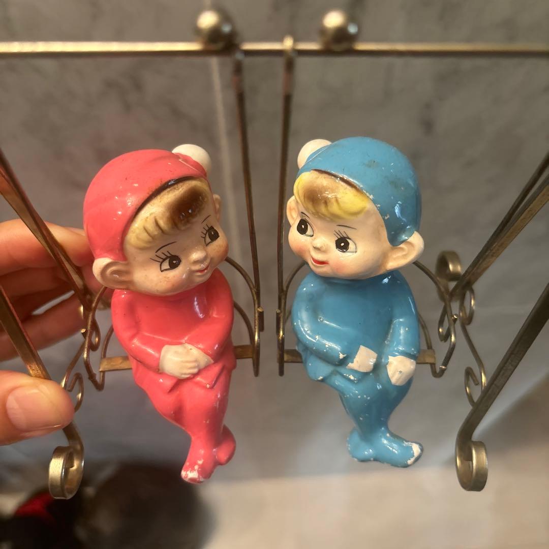 アメリカ60-70年代ビンテージブランコに乗る手描きの瞳が可愛らしい少年少女