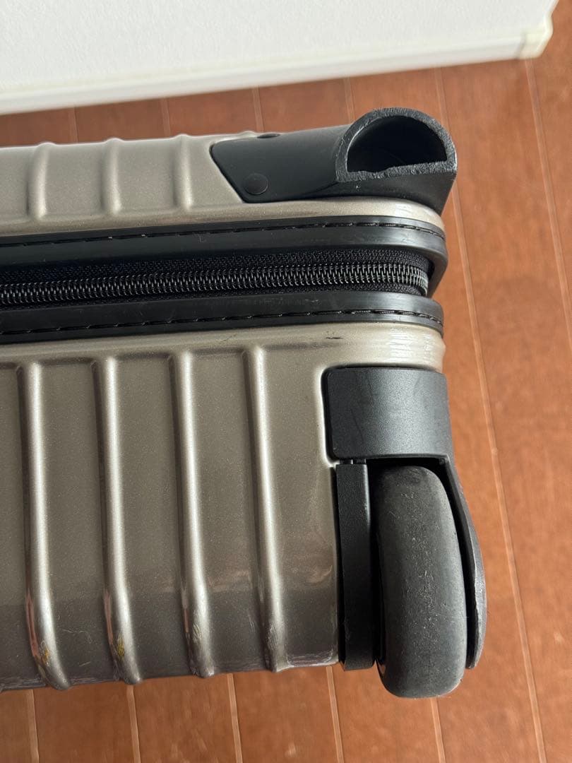 RIMOWA リモワ サルサ 廃盤33l スーツケース