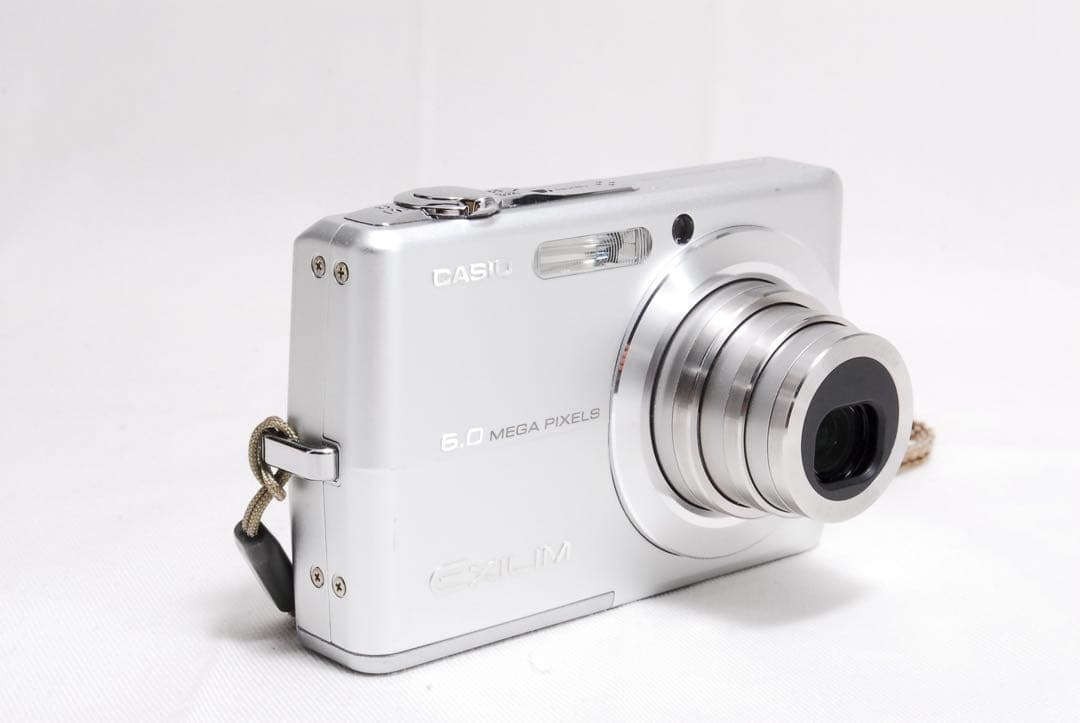 CASIO EXILIM EX-Z600 動作確認済 ⭐️エモい写り 薄型ボディ