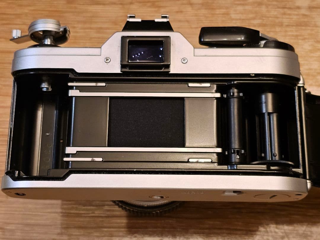 Canon AE-1 50mm/f1.4フィルム一眼レフカメラ