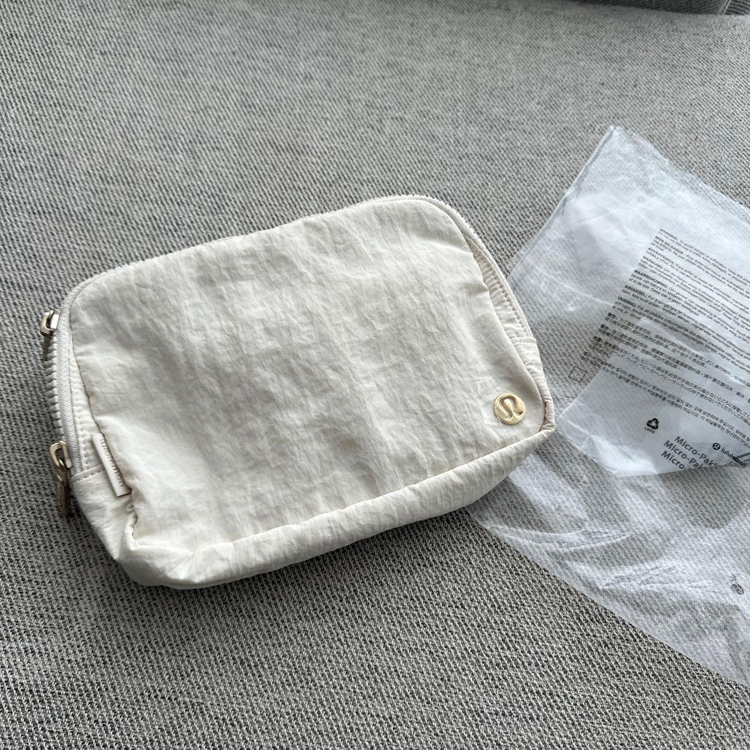 ボディバッグ・ウエストポーチ Lululemon Everywhere Belt Bag Large