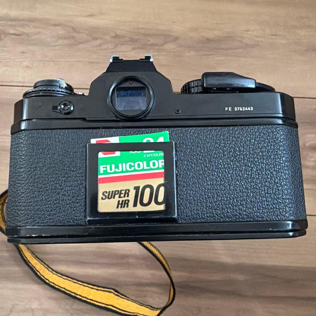 Nikon FE 一眼レフカメラ
