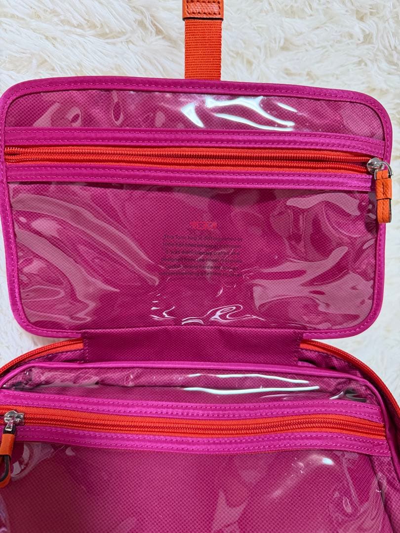 TUMI トゥミ　トラベルコスメポーチ　大容量ポーチ　吊り下げポーチ