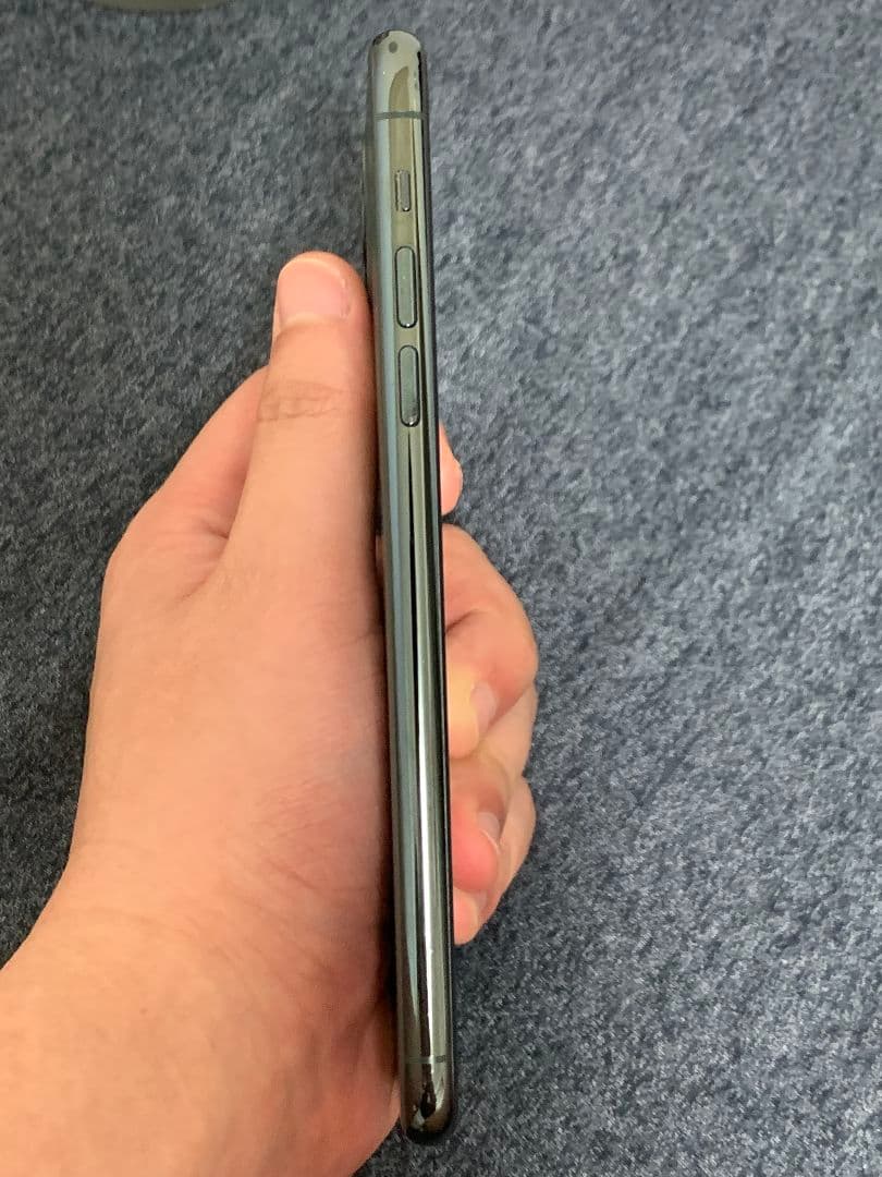 iPhone11ProMax 256GB 本体 物理デュアルSIM SIMフリー