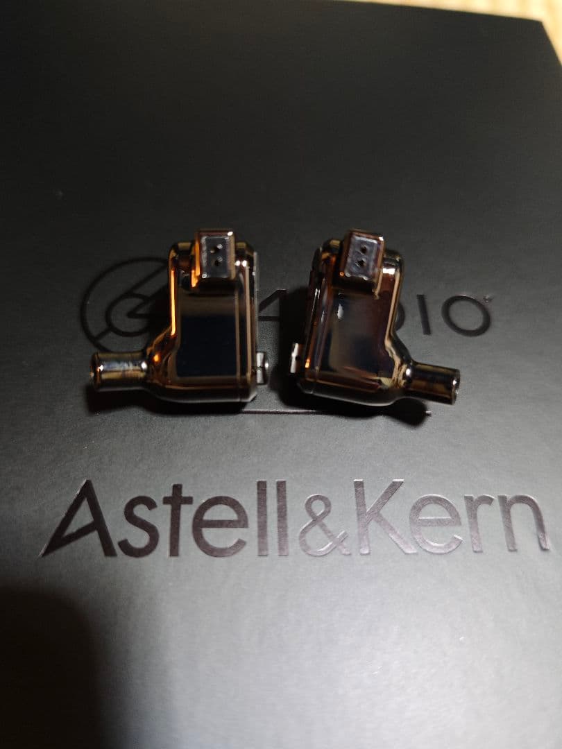 ほぼ未使用品 Astell&Kern 64audio XIO 保証有り