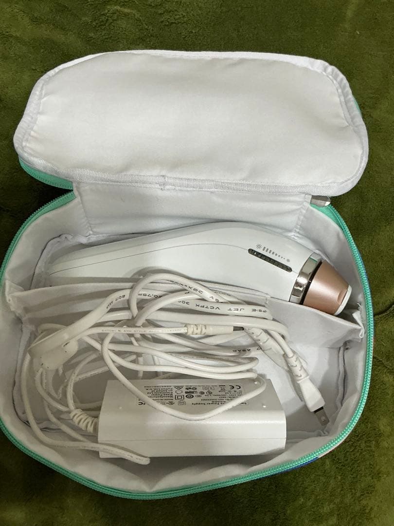 Braun Silk-expert BD-5006光美容器 脱毛器 収納ケース付