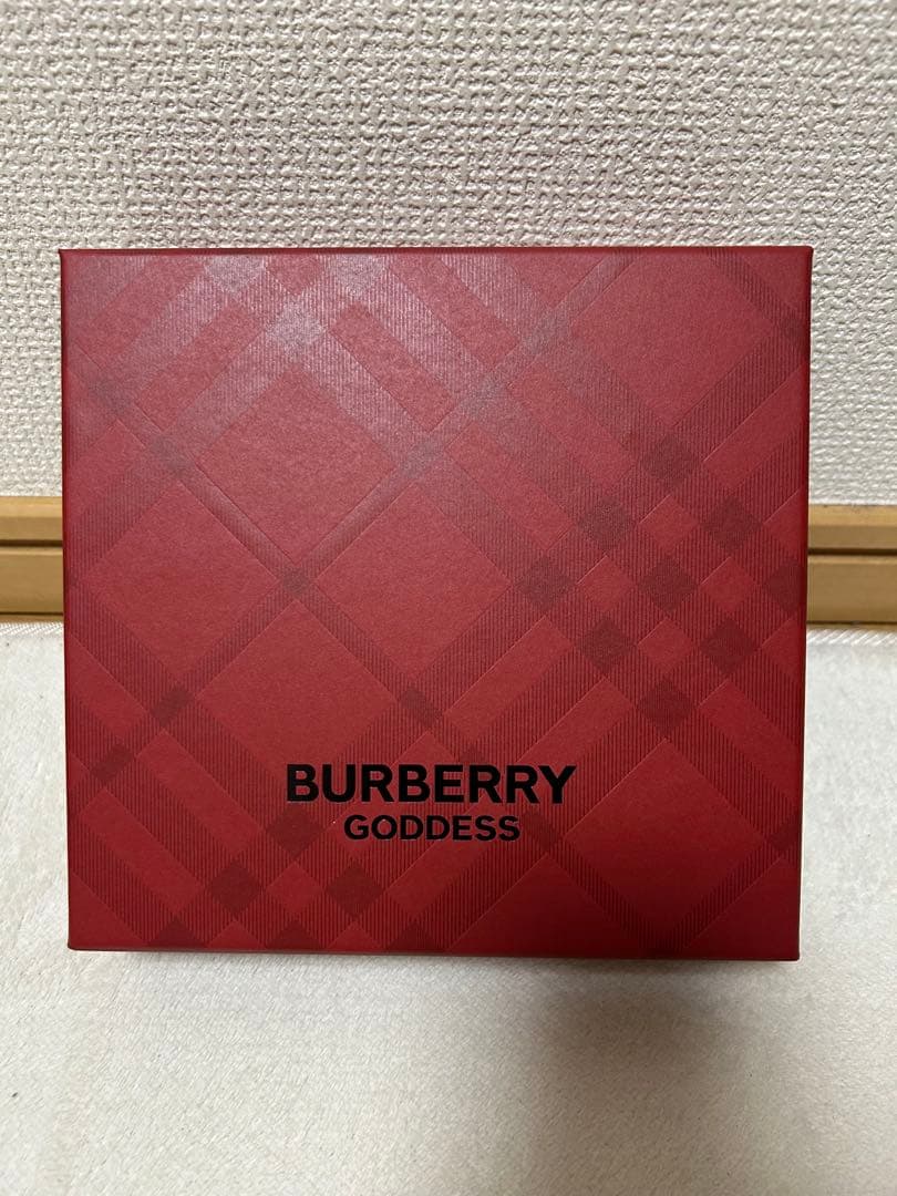 Burberry Goddess オールドパルファム　ボディローションセット