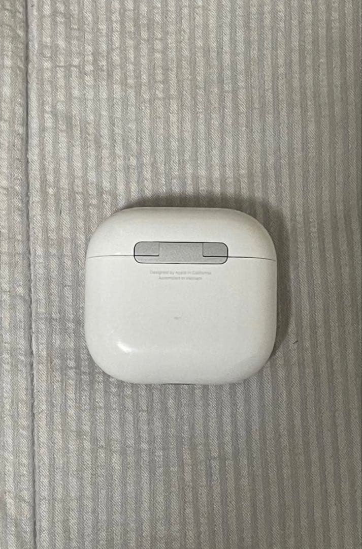 AirPods 第4世代 ANC搭載 充電ケースのみ