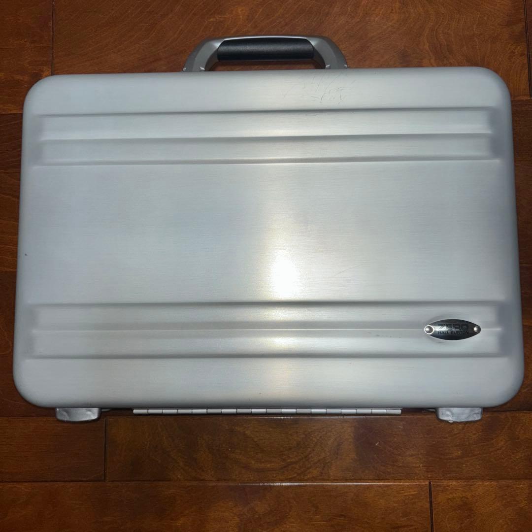 ZERO HALLIBURTON アタッシュケース 中型