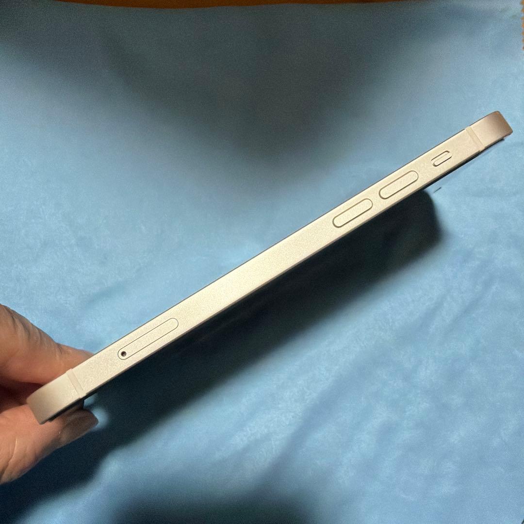 【美品】iPhone 12 ホワイト 64GB