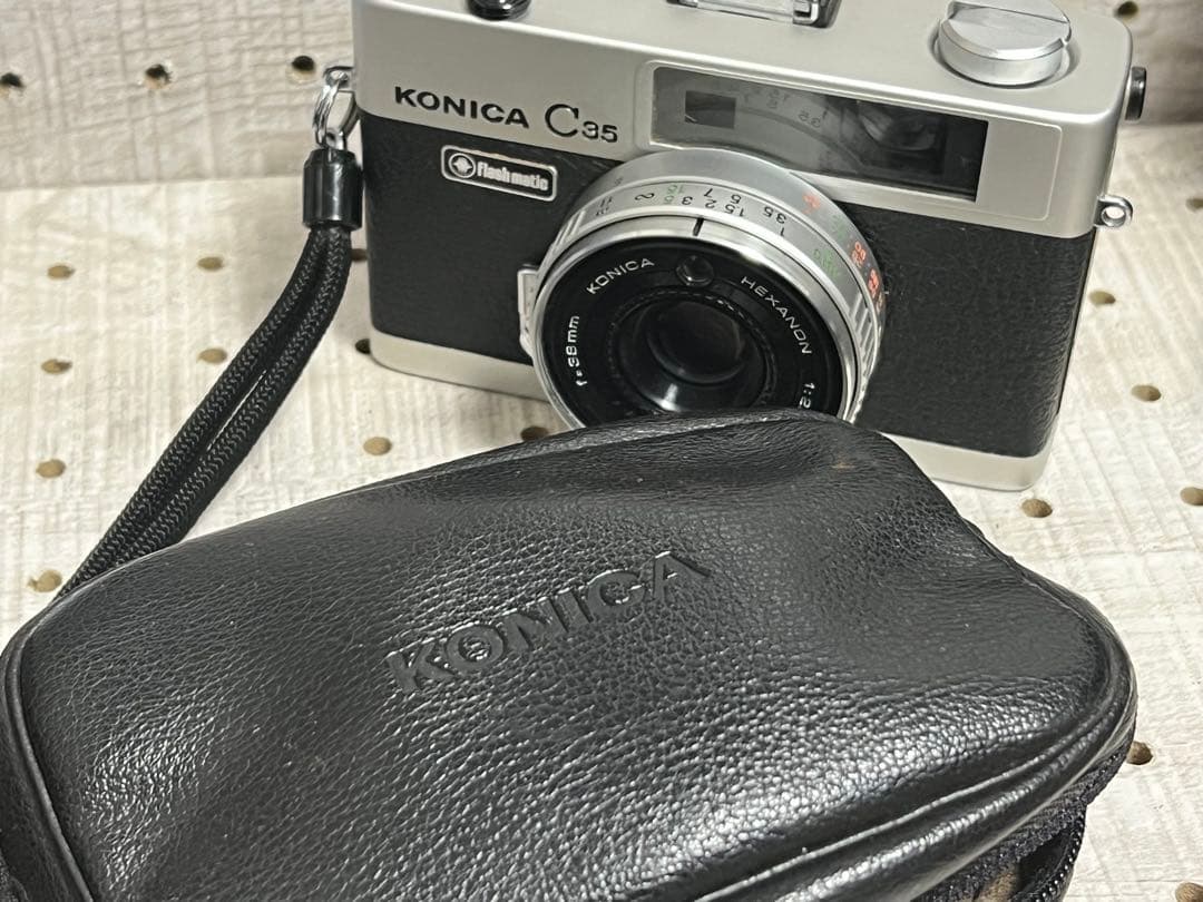 KONICA C35 Flashmatic カメラ