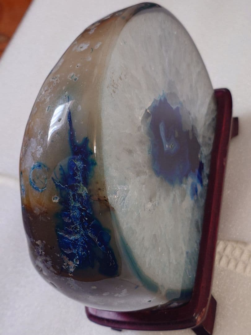 青瑪瑙　ブルーメノウ　置物　鑑賞石　鉱物　誕生石　パワーストーン　瑪瑙　台座付き