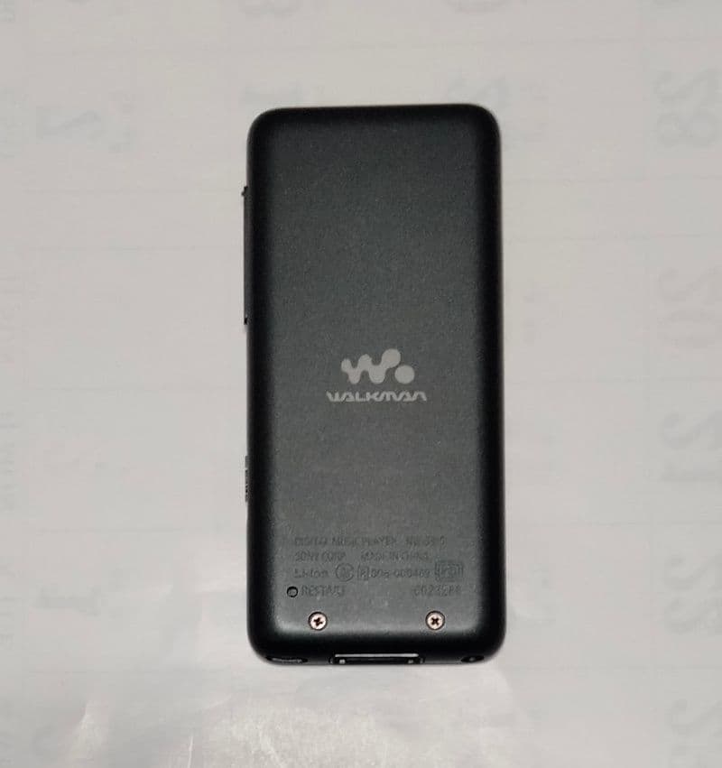SONY　ウォークマン　NW-S313＋スピーカーセット　4GB　ブラック