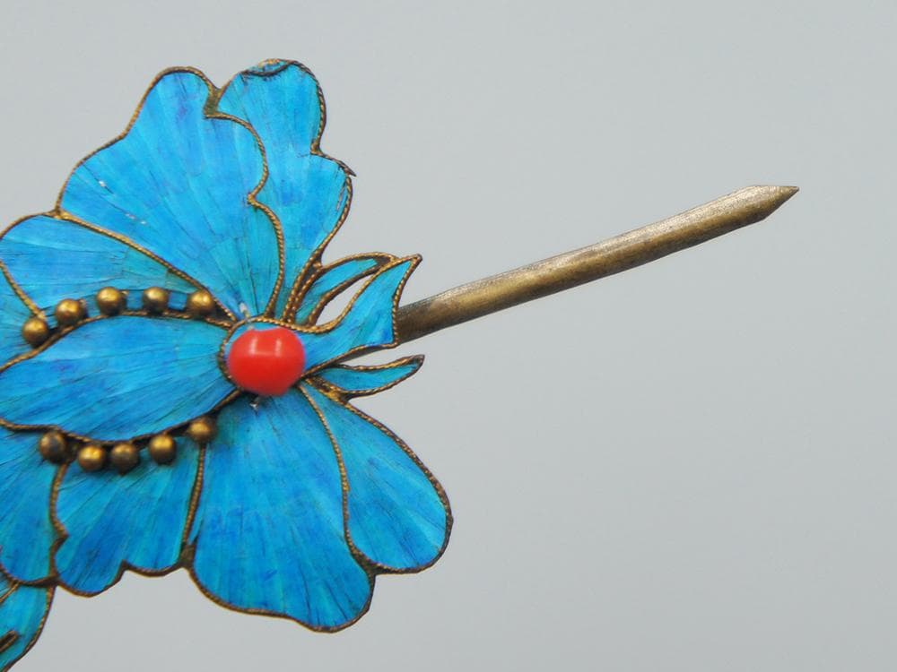 【繍】　★ 織繍 打籽繍花魚紋挽袖裁片 ★　清時代　金魚花卉 刺繍文様　明清繍品