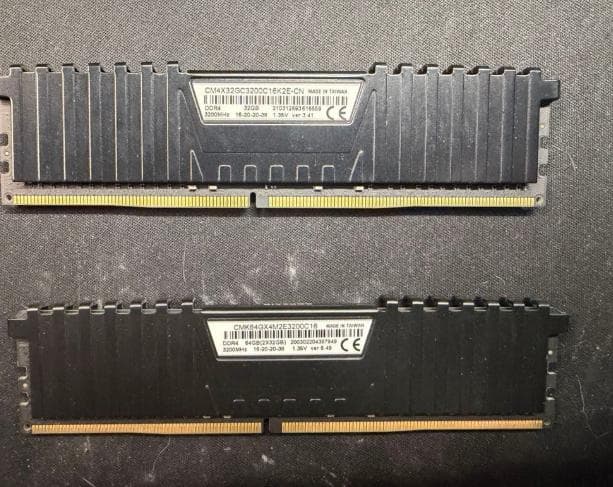R*H様 64GB Vengeance DDR4 DIMMメモリー「動作確認済」
