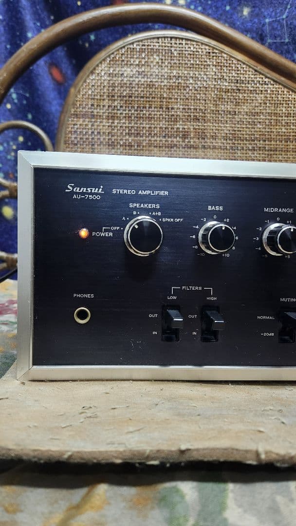 驚愕！超美品！コスト無視の完全レストアヴィンテージアンプ！サンスイAU-7500