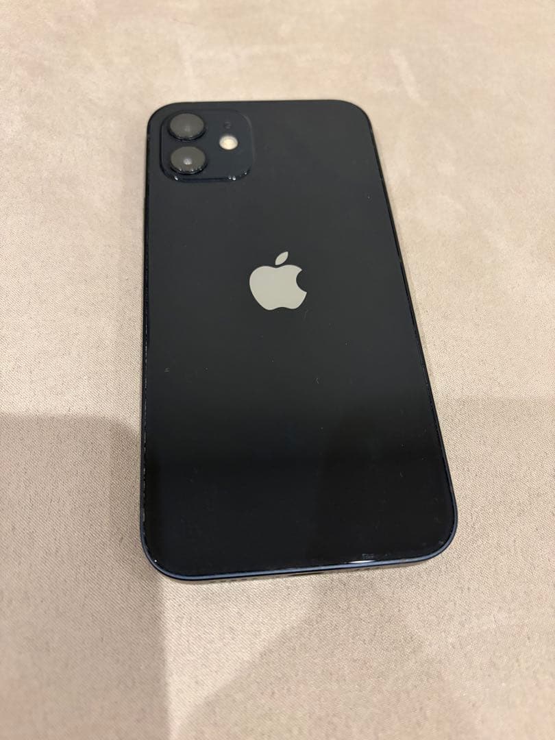 Apple iPhone 12ブラック 本体 美品　64GB