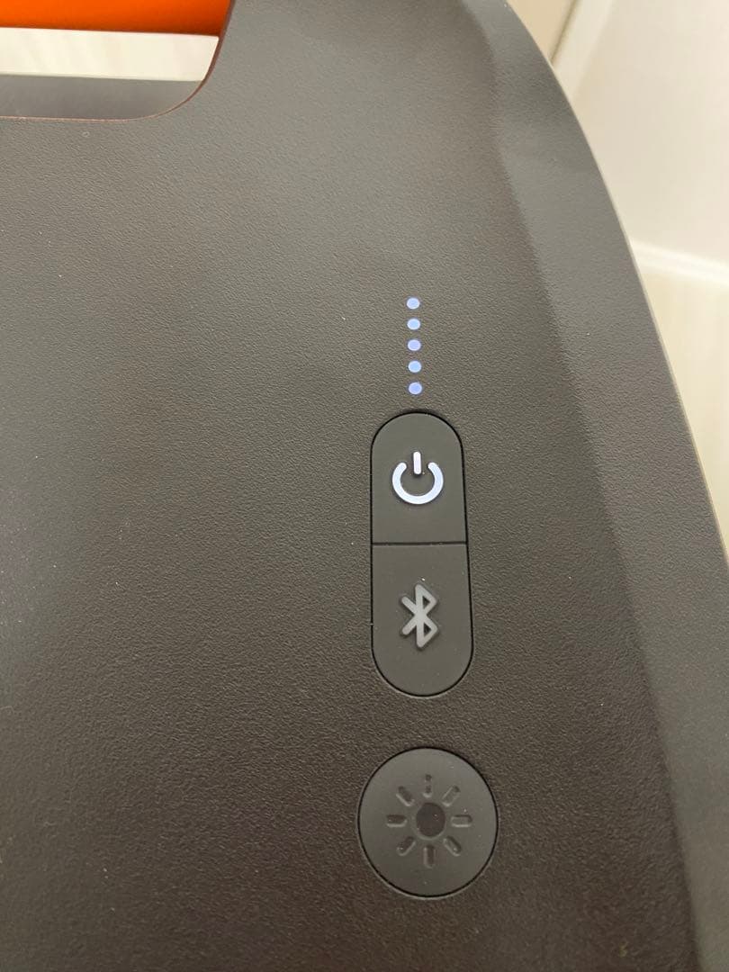 JBL Party Box 300 最終値下げ早い者勝ち