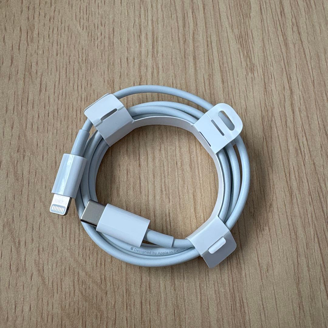 Apple iPhone SE (第3世代) ミッドナイト128GB