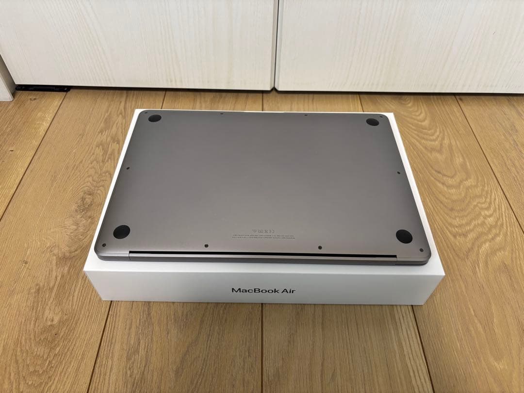 MacBook本体 MacBookAir M1 16GB 256GB