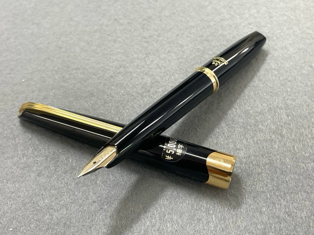 【未使用】プラチナ万年筆 14K ポケット万年筆　細字 Pロゴ 昭和レトロ