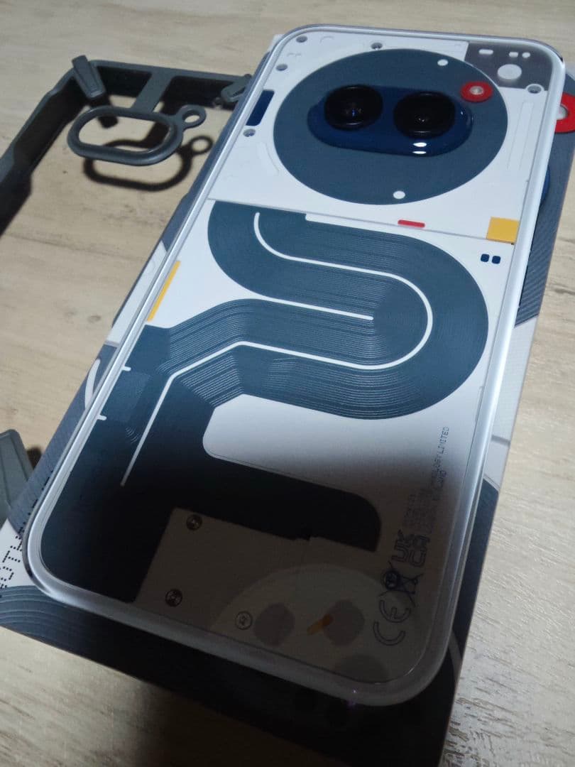 ​Nothing Phone (2a) Special Edition ケース付