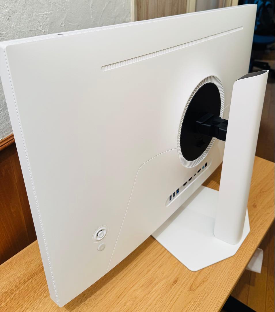 ほぼ未使用 INNOCN GA32V1M 32型4K MiniLED 160Hz