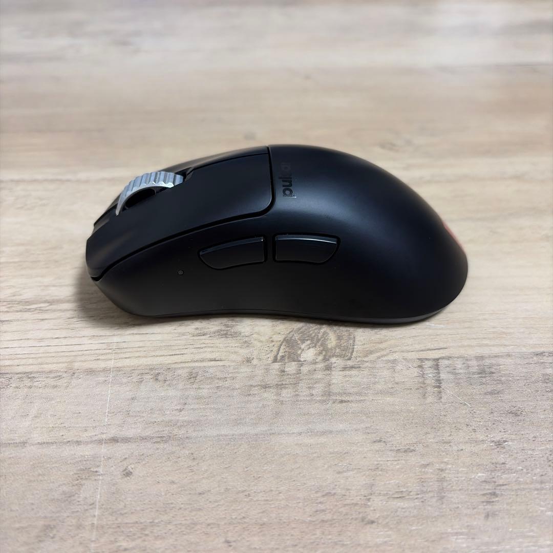 マウス・トラックボール Pulsar Xlite v4 eS Medium