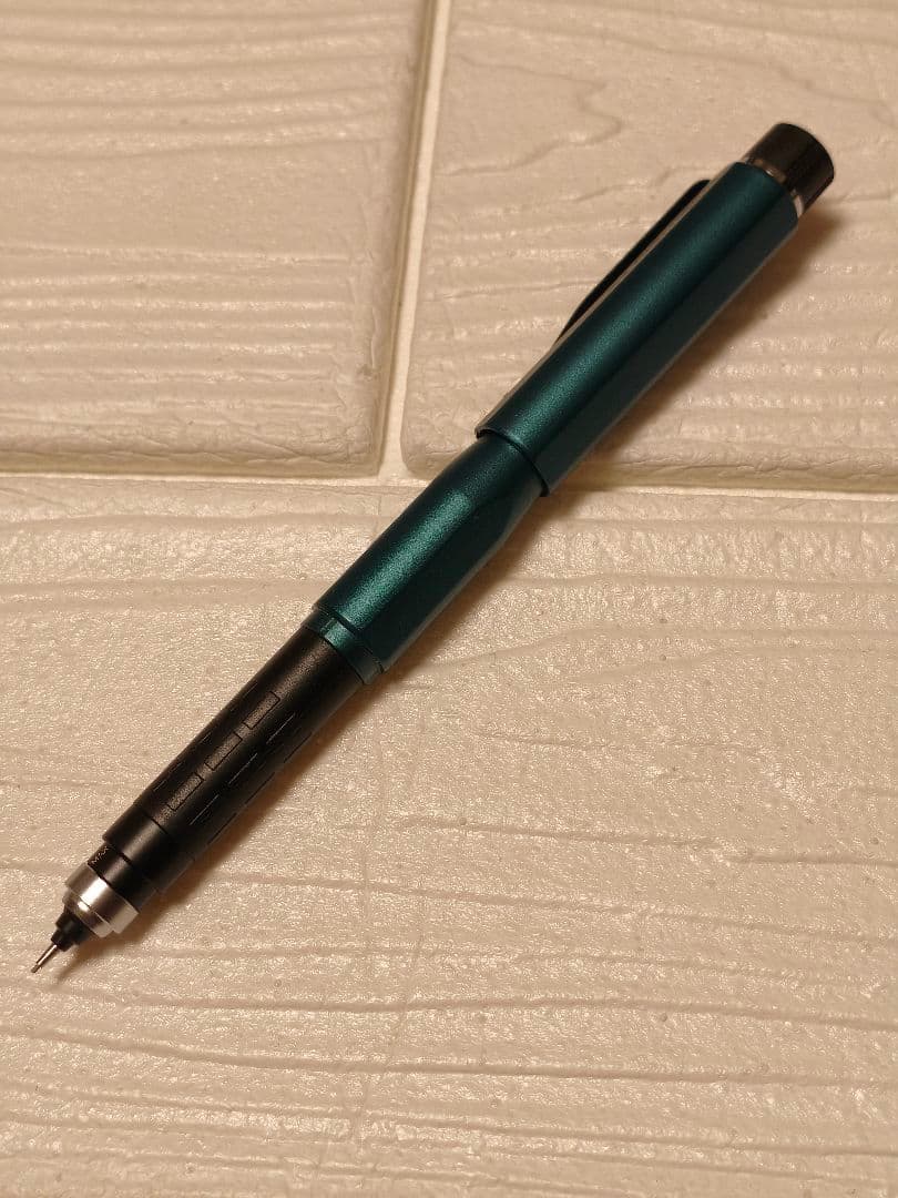 新品　クルトガダイブ　KURUTOGA DIVE デンスグリーン 本体