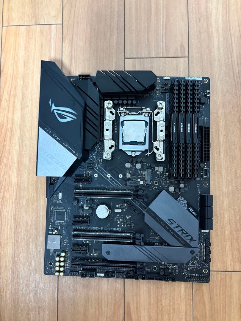 マザーボード ROG STRIX Z390 intel i9-9900KF ddr4 32GB