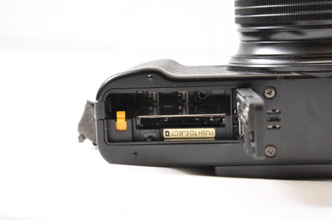 ■ 美品 ■ フジフィルム　FUJIFILM FINEPIX X10