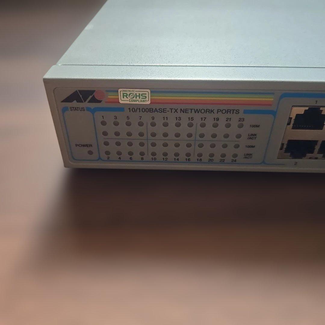 中古品 CentreCOM 100-240vac FS724TL ルーター