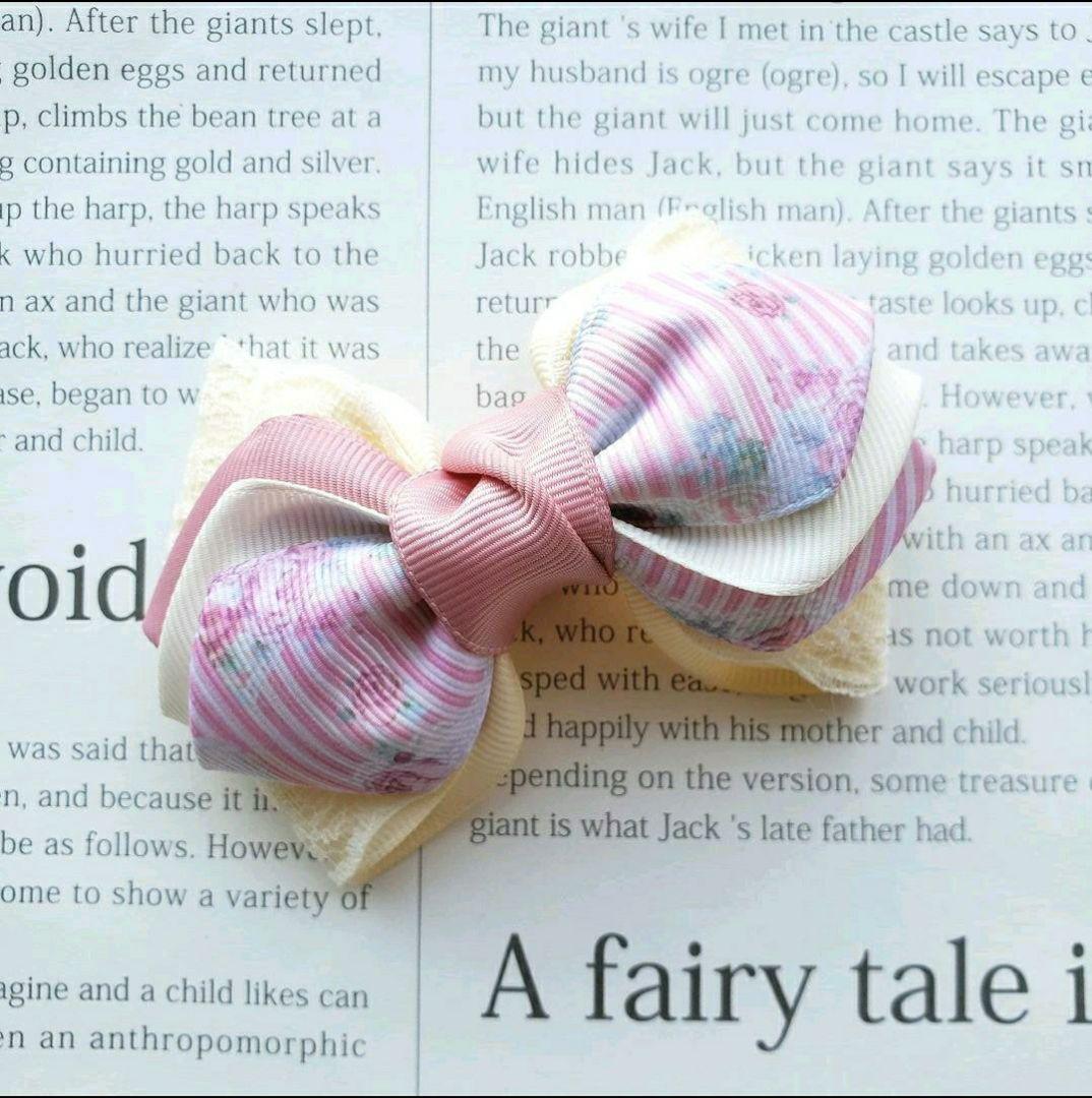 リボン　ヘアゴム♡ラブフィーユリボン♡花柄×オフホワイト×レース♡ハンドメイド