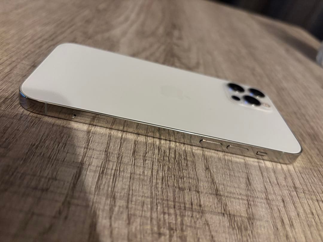 Apple iPhone 12 Pro 128GB シルバー 本体