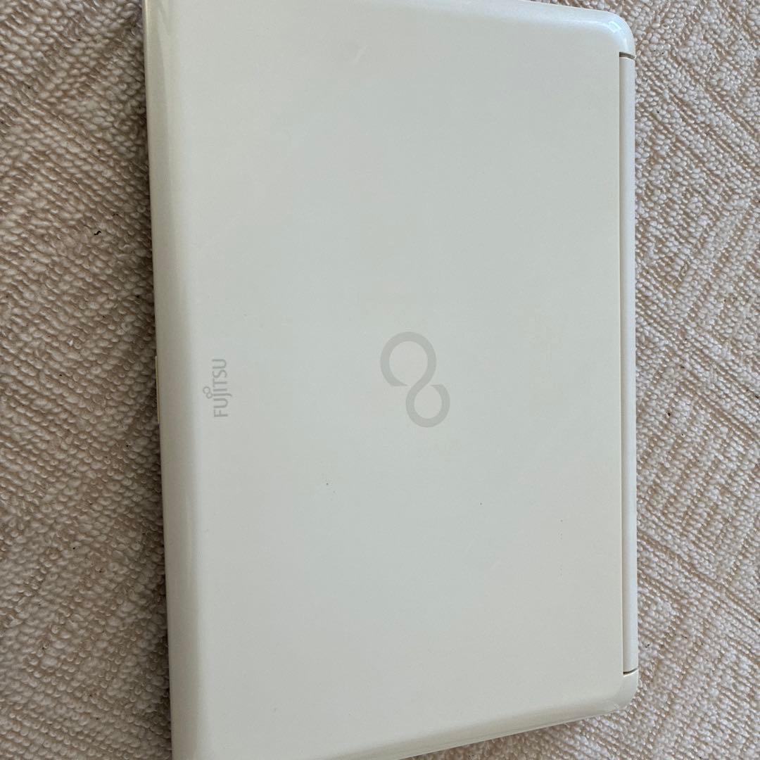 富士通 LIFEBOOK ノートPC｜Windows10 Pro｜Core i3