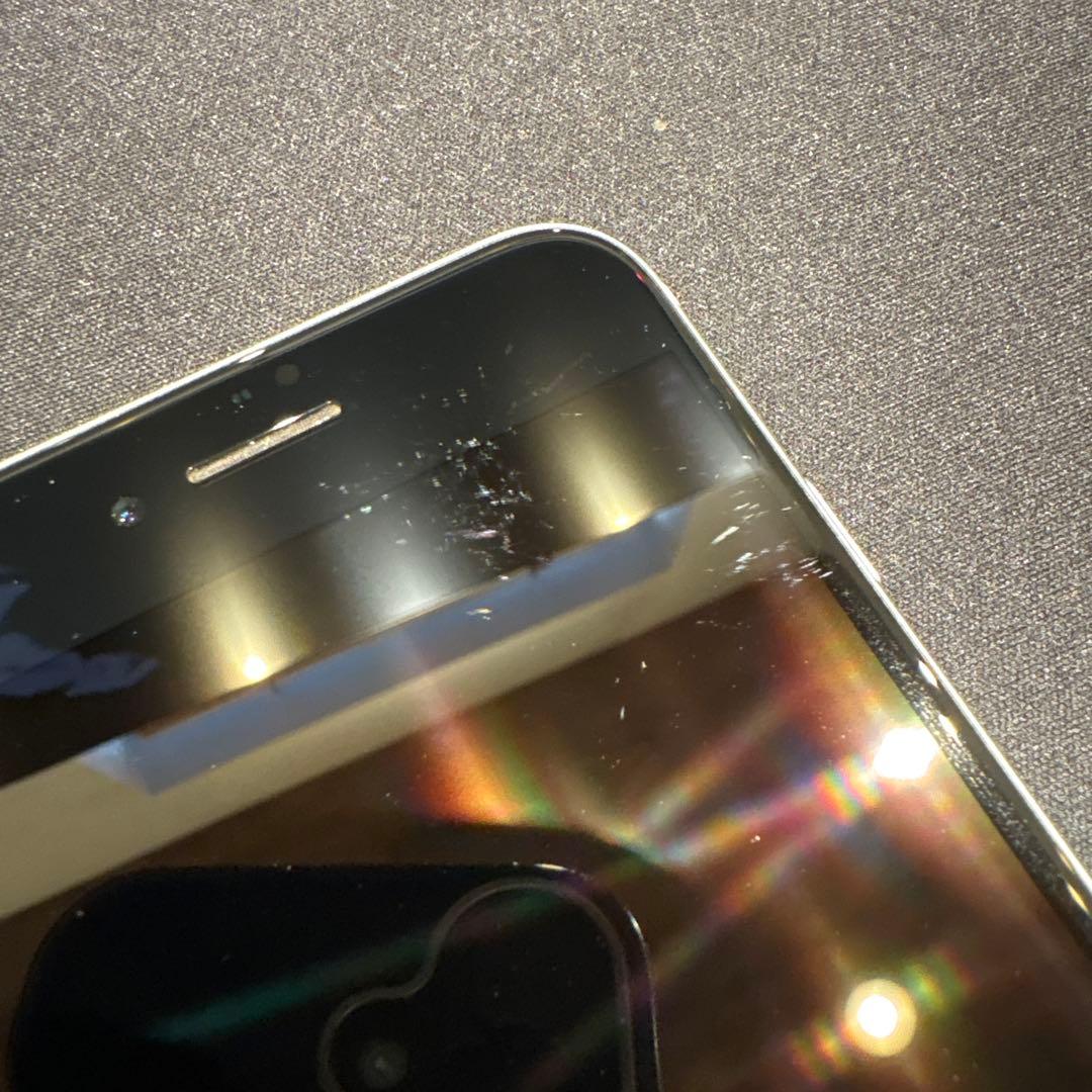 iPhone se2 128GB ホワイト