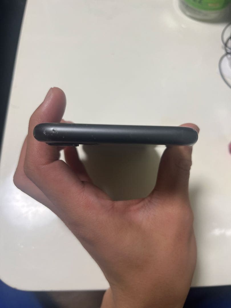 Apple iPhone 11 ブラック 本体のみ SIMフリー