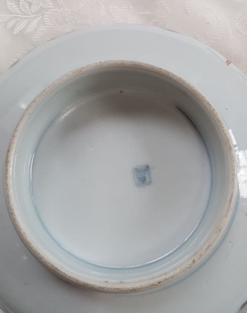 骨董　伊万里　古伊万里鉢中皿　金彩色絵　菊　陶器　アンティークコレクション