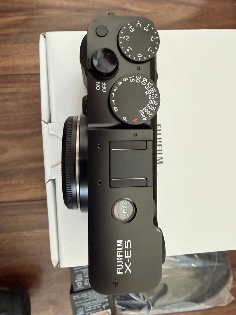 超美品 FUJIFILM X-E5 ショット数716 おまけ付き