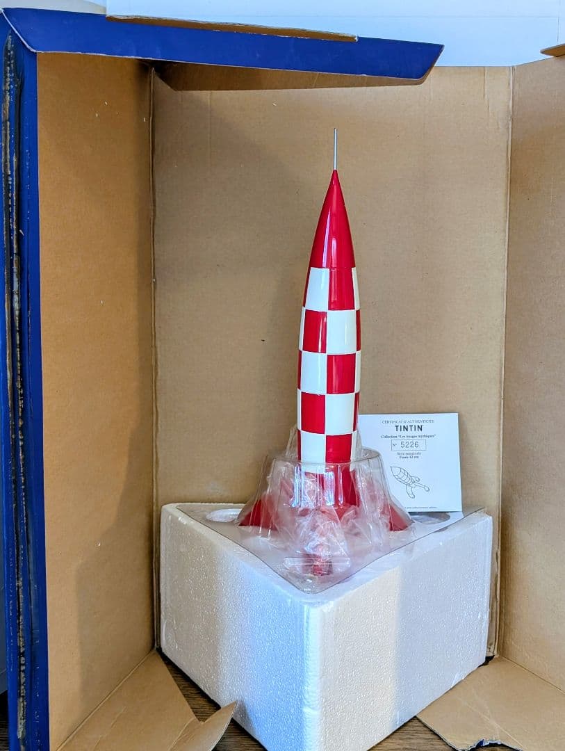 美術館級美品〈タンタンの冒険フィギュアロケット『めざすは月』約42cm〉